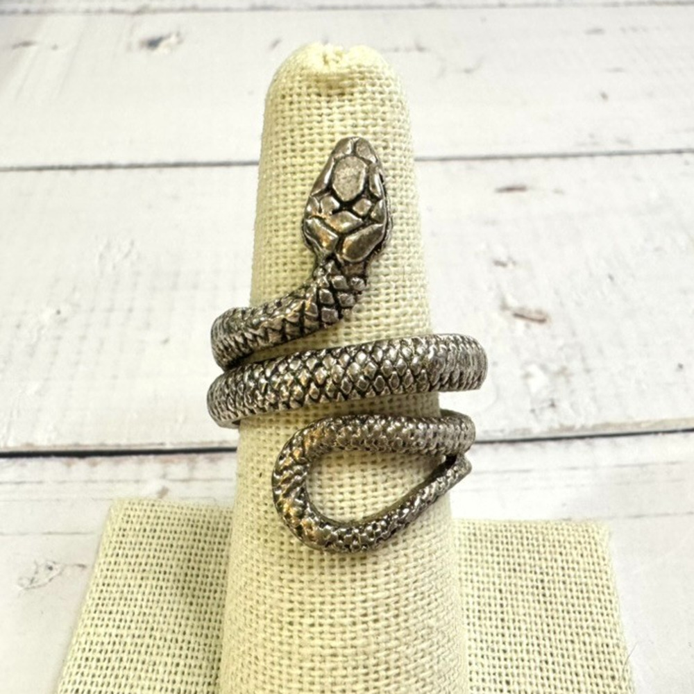 Snake Wrap Ring Silver Tone Size 8 Halloween Gothic Statement Spooky Serpent